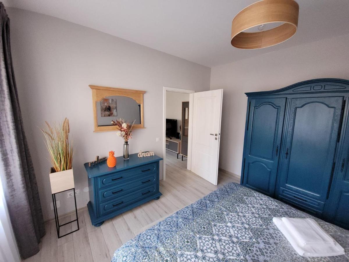 Lovely Apartment Near City Center Cluj-Napoca Exteriör bild