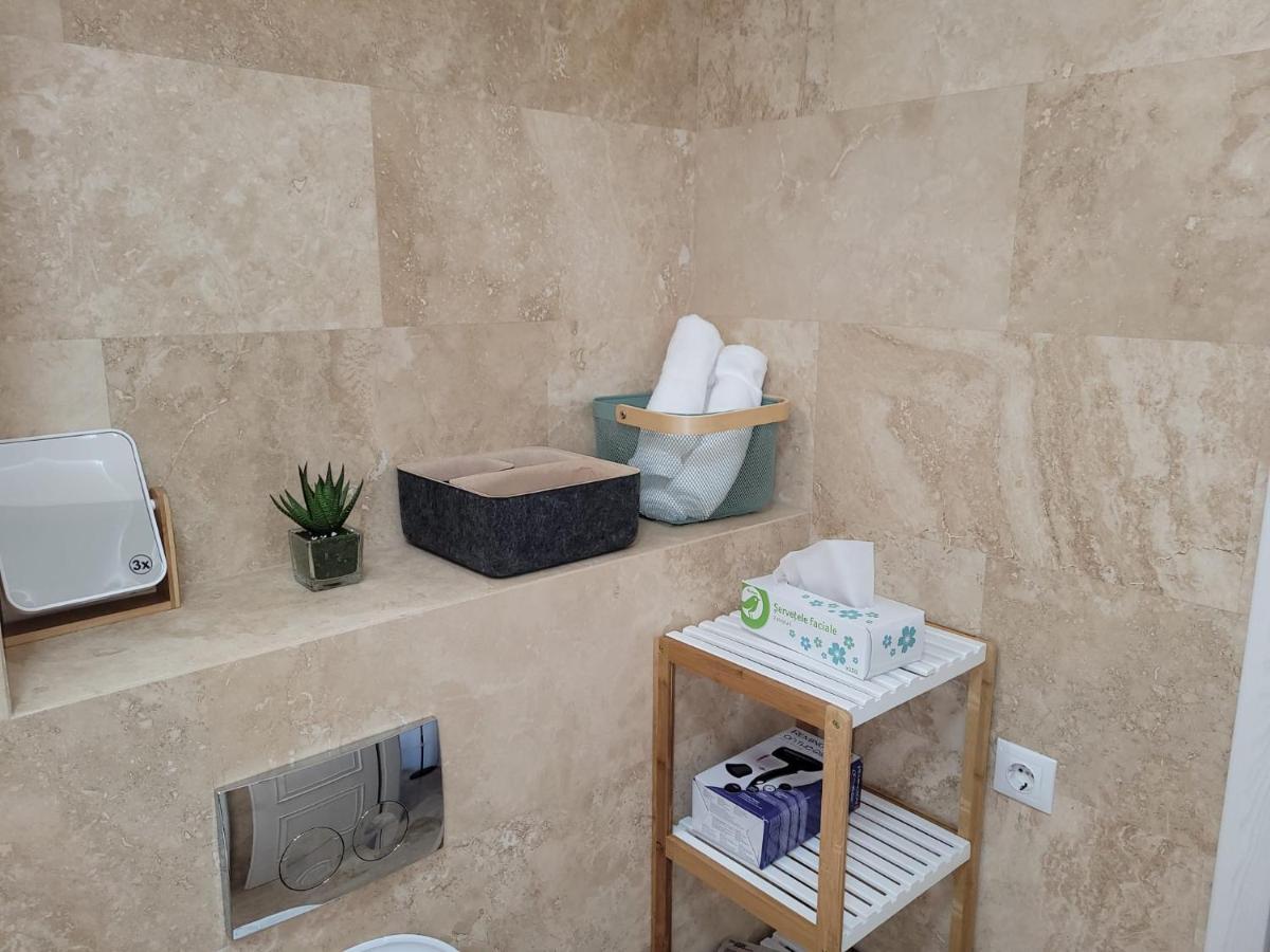 Lovely Apartment Near City Center Cluj-Napoca Exteriör bild